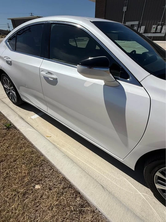 2021 Lexus ES 7th Gen - Image 7 of 19