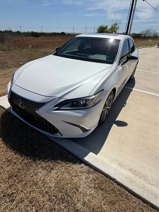 2021 Lexus ES 7th Gen - Image 4 of 19