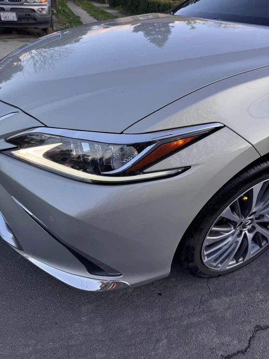 2021 Lexus ES 7th Gen - Image 8 of 20