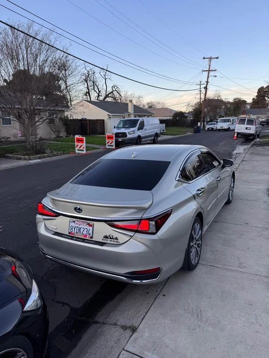 2021 Lexus ES 7th Gen - Image 4 of 20
