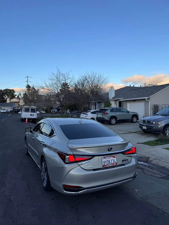 2021 Lexus ES 7th Gen - Image 6 of 20