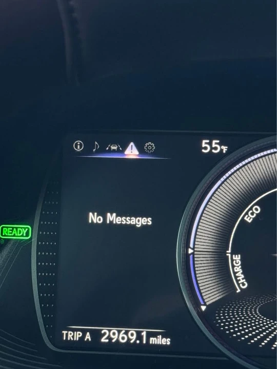 2021 Lexus ES 7th Gen - Image 18 of 20