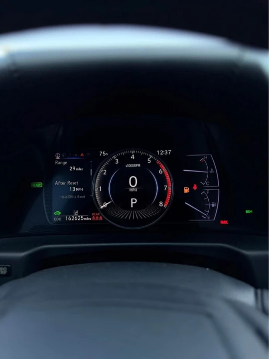 2021 Lexus ES 7th Gen - Image 14 of 14