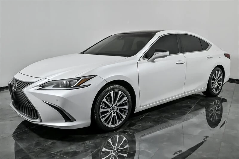 2021 Lexus ES 7th Gen - Image 5 of 21
