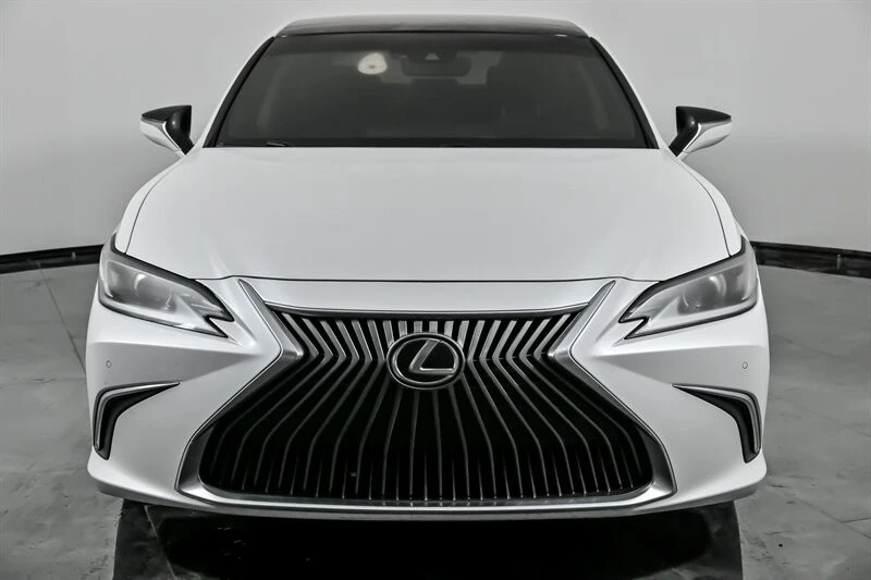 2021 Lexus ES 7th Gen - Image 4 of 21