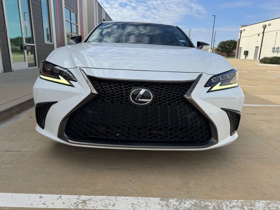 2021 Lexus ES 7th Gen - Image 4 of 21