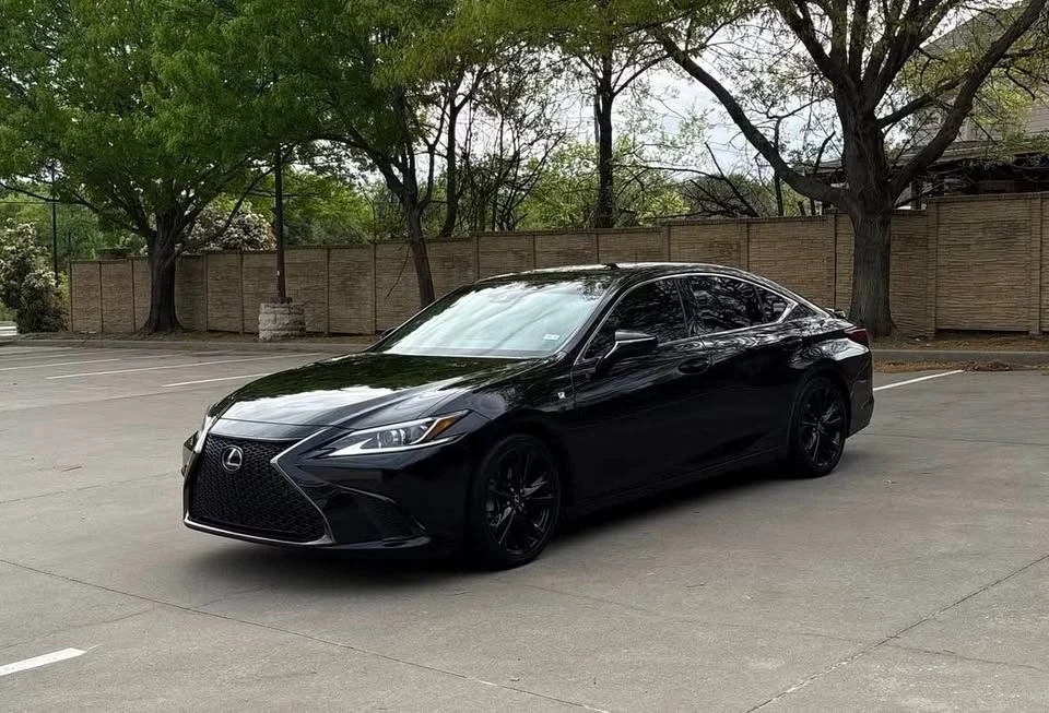 2021 Lexus ES 7th Gen - Image 3 of 6