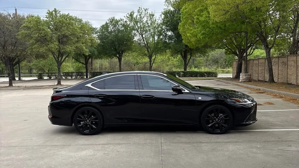 2021 Lexus ES 7th Gen - Image 4 of 6