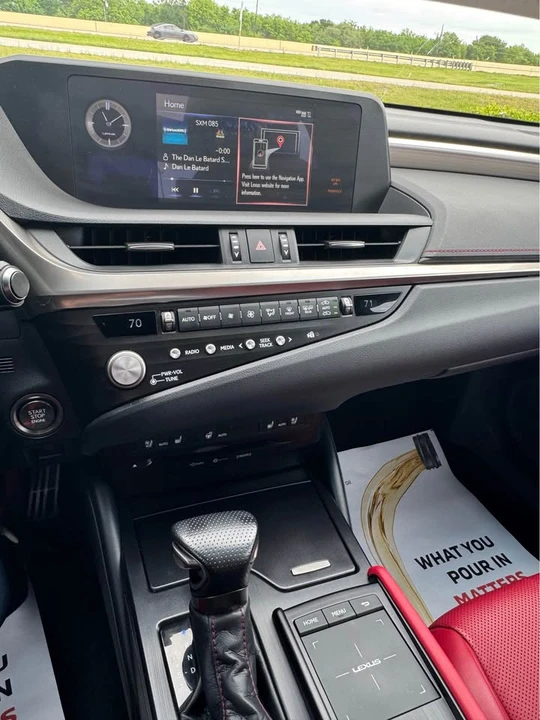 2021 Lexus ES 7th Gen - Image 6 of 6
