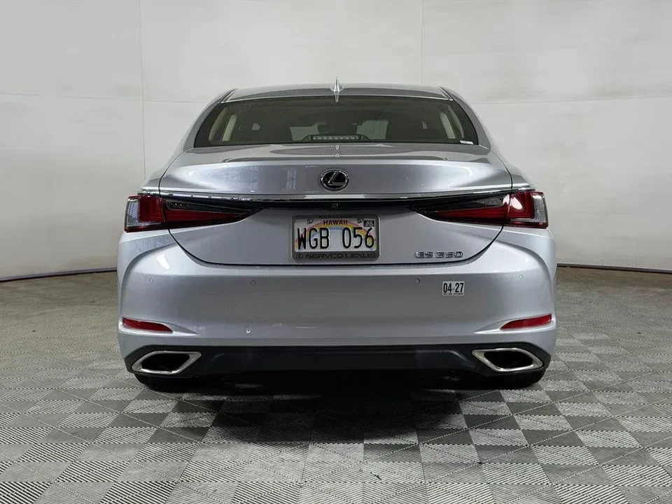 2021 Lexus ES 7th Gen - Image 2 of 14
