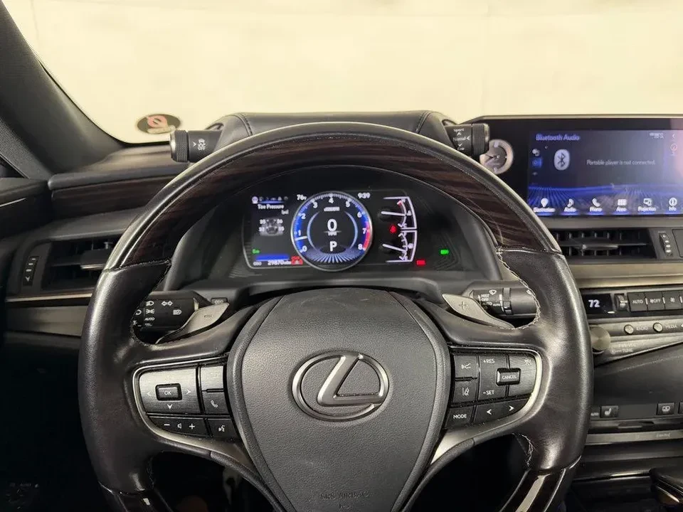 2021 Lexus ES 7th Gen - Image 7 of 14