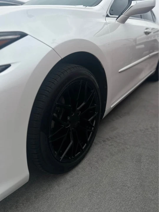 2021 Lexus ES 7th Gen - Image 2 of 5