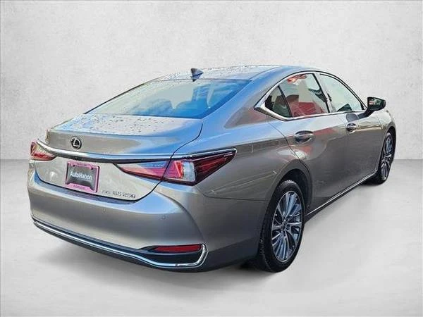 2021 Lexus ES 7th Gen - Image 5 of 21