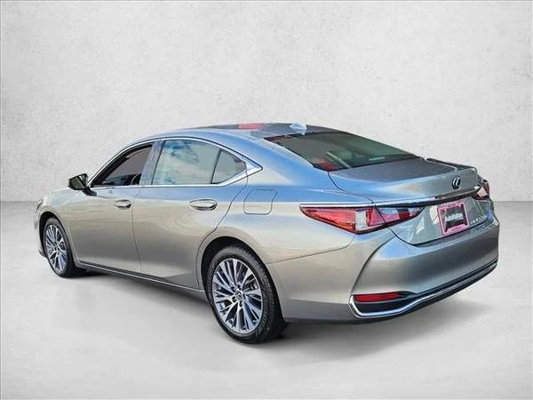 2021 Lexus ES 7th Gen - Image 7 of 21