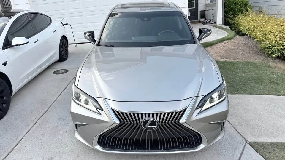 2021 Lexus ES 7th Gen - Image 9 of 17
