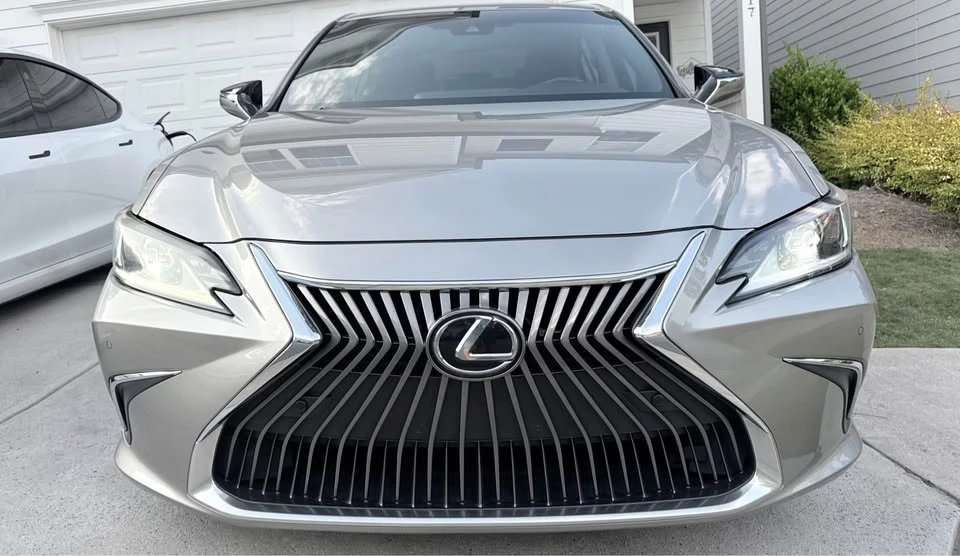 2021 Lexus ES 7th Gen - Image 10 of 17
