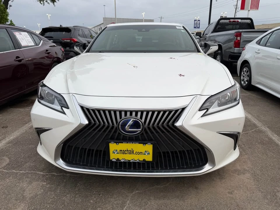 2021 Lexus ES 7th Gen - Image 4 of 12