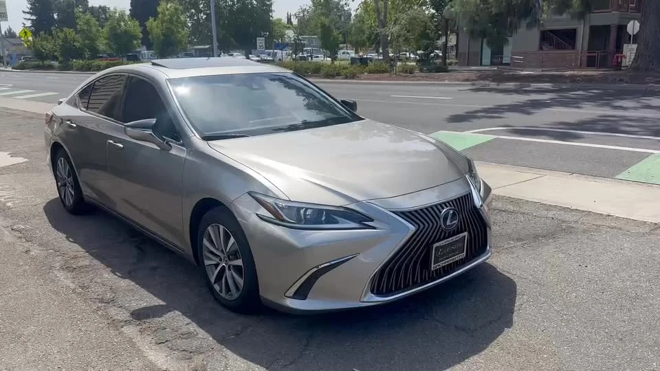 2021 Lexus ES 7th Gen - Image 9 of 9