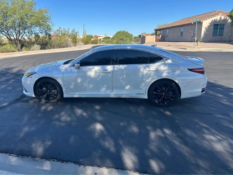 2021 Lexus ES 7th Gen - Image 3 of 11