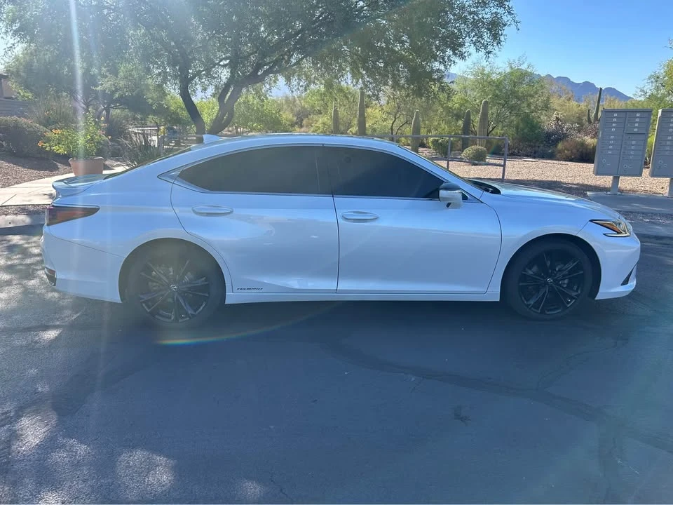 2021 Lexus ES 7th Gen - Image 4 of 11