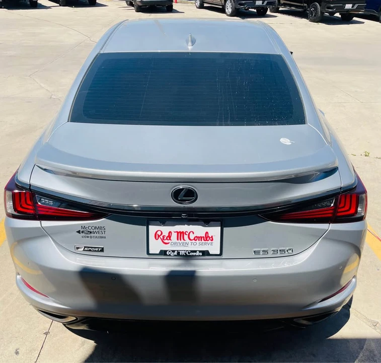 2021 Lexus ES 7th Gen - Image 5 of 5