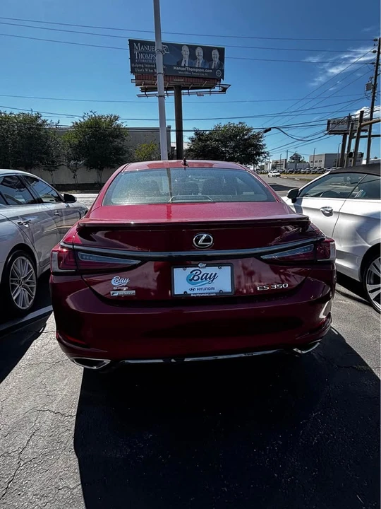 2021 Lexus ES 7th Gen - Image 5 of 14