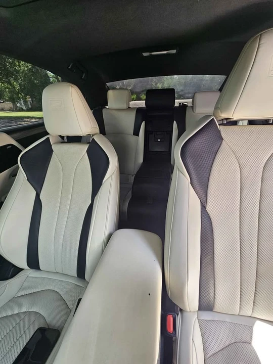 2021 Lexus ES 7th Gen - Image 6 of 13