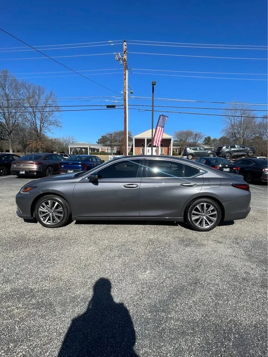 2021 Lexus ES 7th Gen - Image 4 of 6