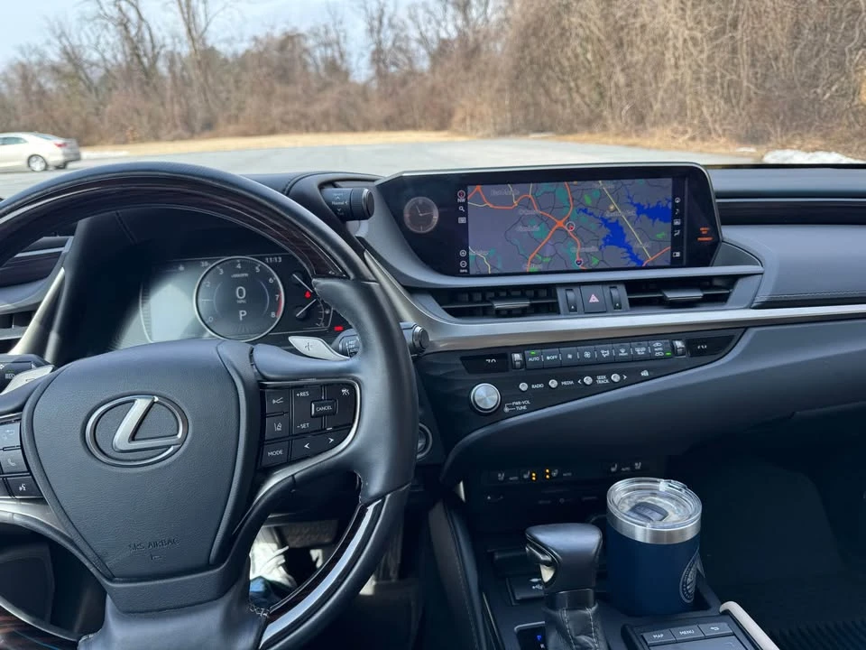 2021 Lexus ES 7th Gen - Image 7 of 10