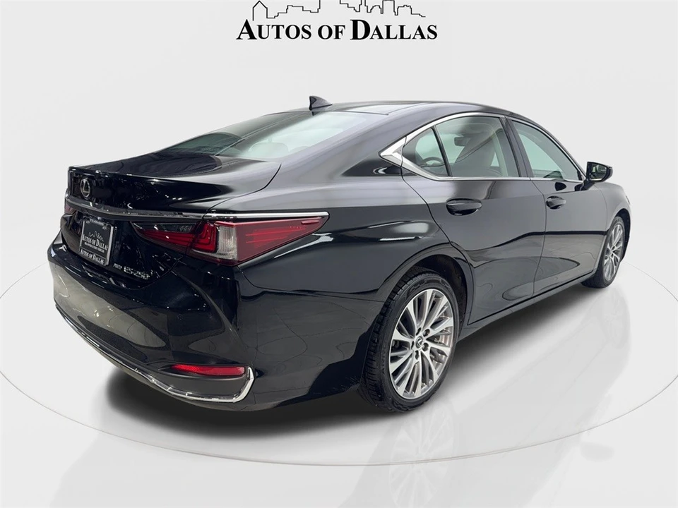 2021 Lexus ES 7th Gen - Image 6 of 12
