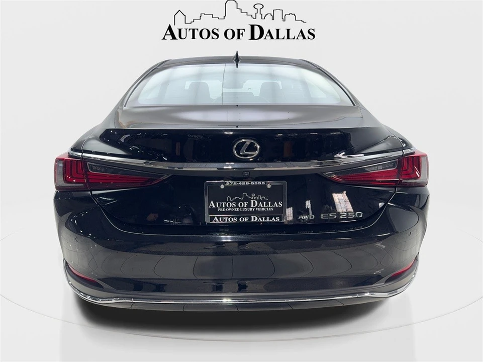 2021 Lexus ES 7th Gen - Image 7 of 12