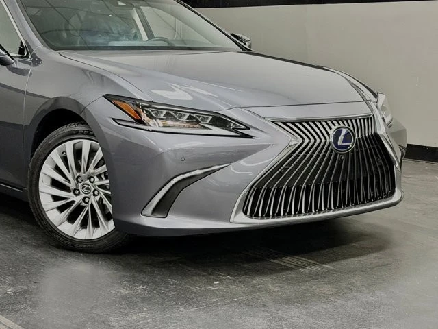 2021 Lexus ES 7th Gen - Image 3 of 31
