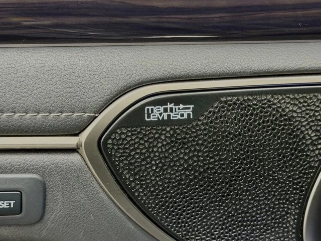 2021 Lexus ES 7th Gen - Image 22 of 31