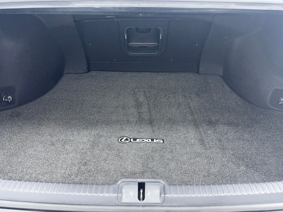 2021 Lexus ES 7th Gen - Image 12 of 21