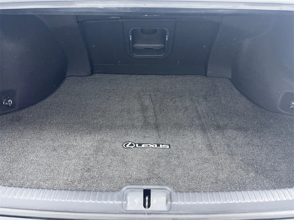 2021 Lexus ES 7th Gen - Image 12 of 12