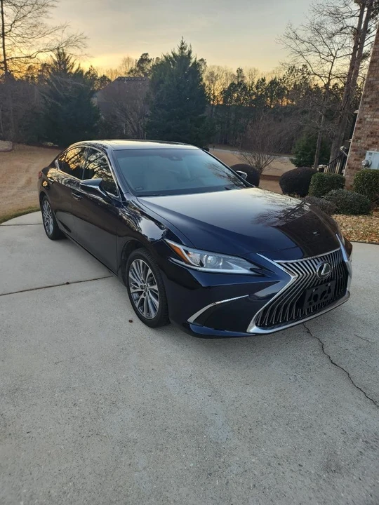 2021 Lexus ES 7th Gen - Image 3 of 25