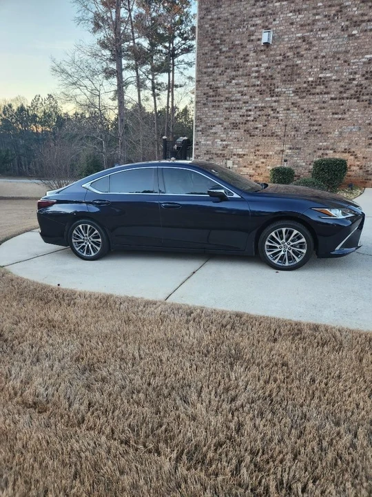 2021 Lexus ES 7th Gen - Image 4 of 25