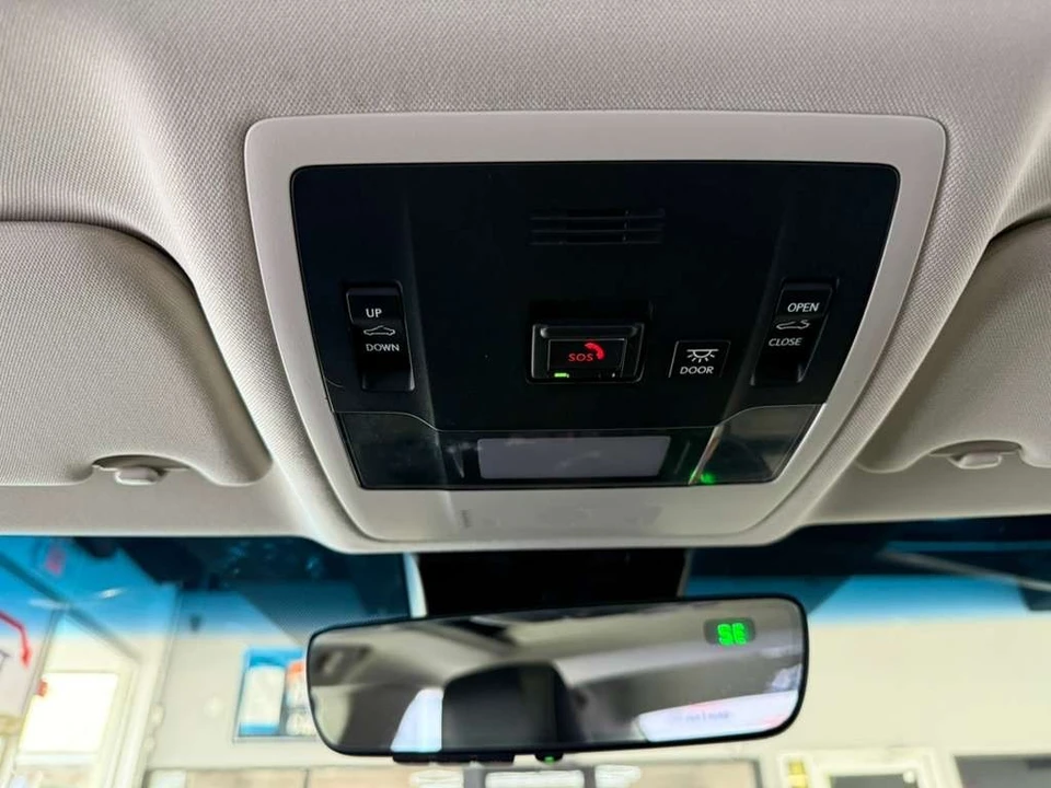2021 Lexus ES 7th Gen - Image 18 of 31