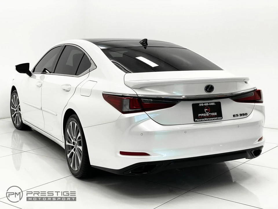 2021 Lexus ES 7th Gen - Image 4 of 21