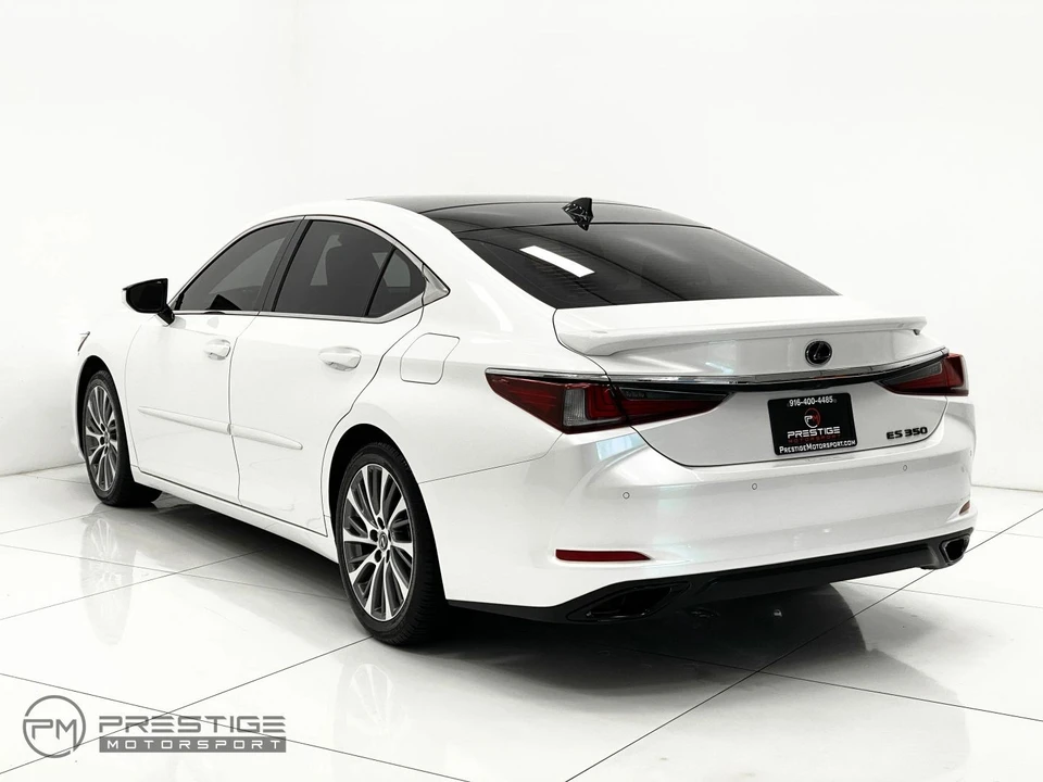 2021 Lexus ES 7th Gen - Image 8 of 21