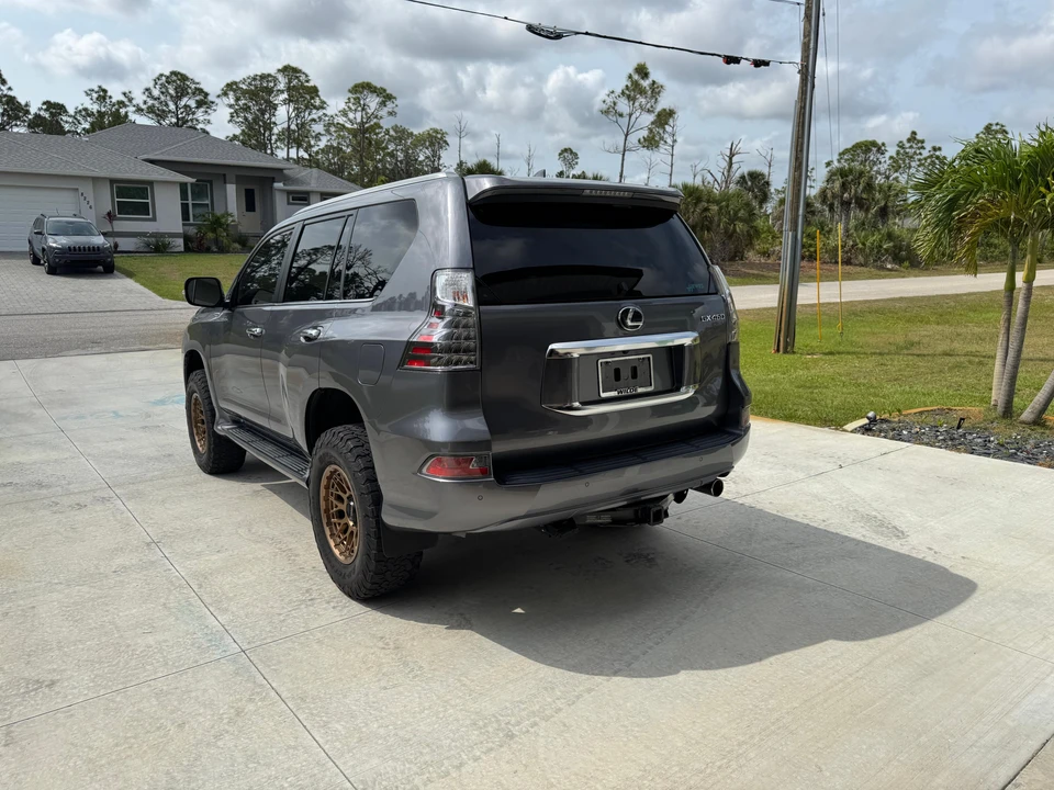 2021 Lexus GX 2nd Gen - Image 16 of 31