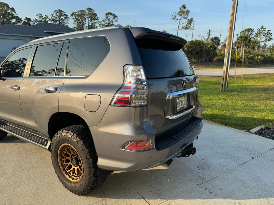 2021 Lexus GX 2nd Gen - Image 23 of 31