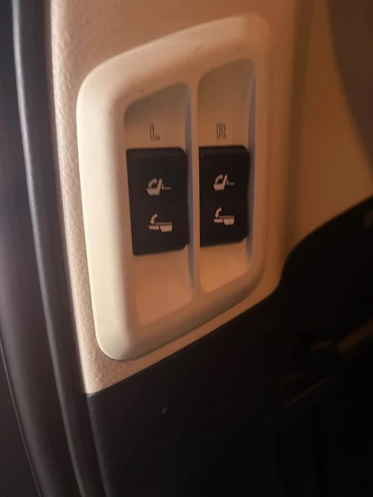 2021 Lexus GX 2nd Gen - Image 11 of 17