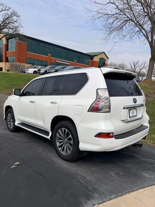 2021 Lexus GX 2nd Gen - Image 2 of 13
