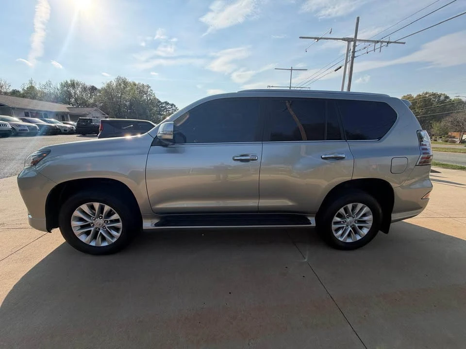 2021 Lexus GX 2nd Gen - Image 17 of 18