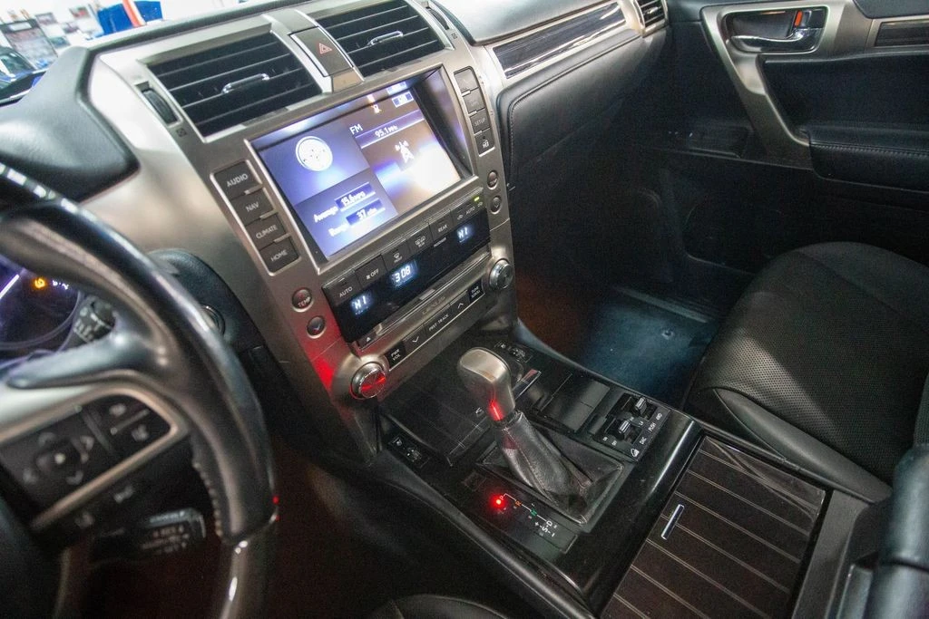 2021 Lexus GX 3rd Gen - Image 6 of 8