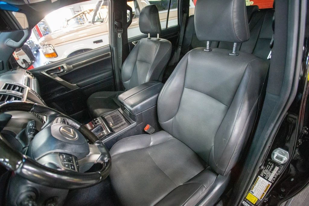 2021 Lexus GX 3rd Gen - Image 3 of 8