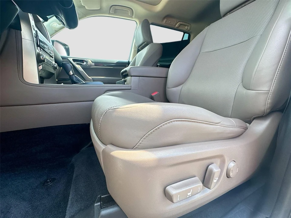 2021 Lexus GX 2nd Gen - Image 20 of 21