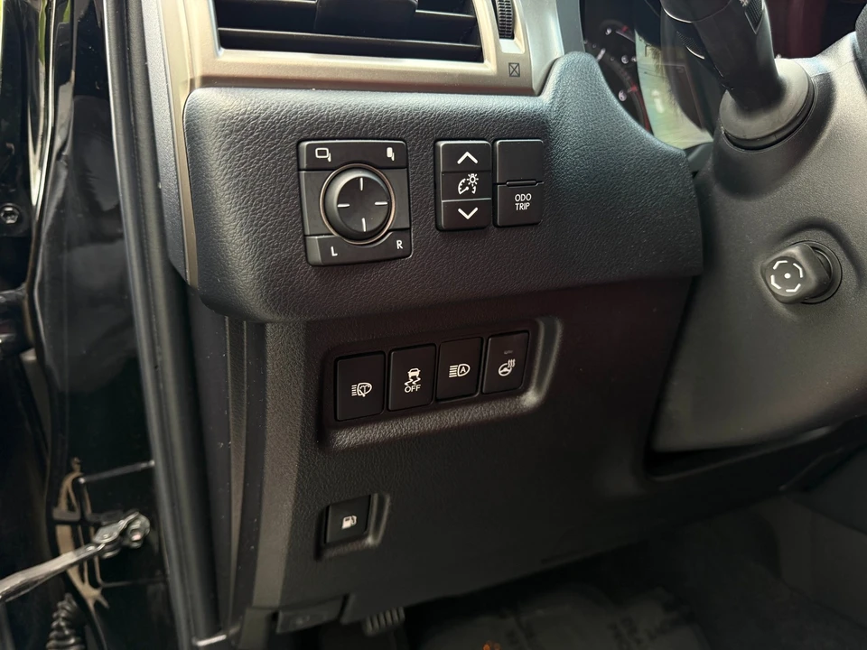 2021 Lexus GX 2nd Gen - Image 9 of 12