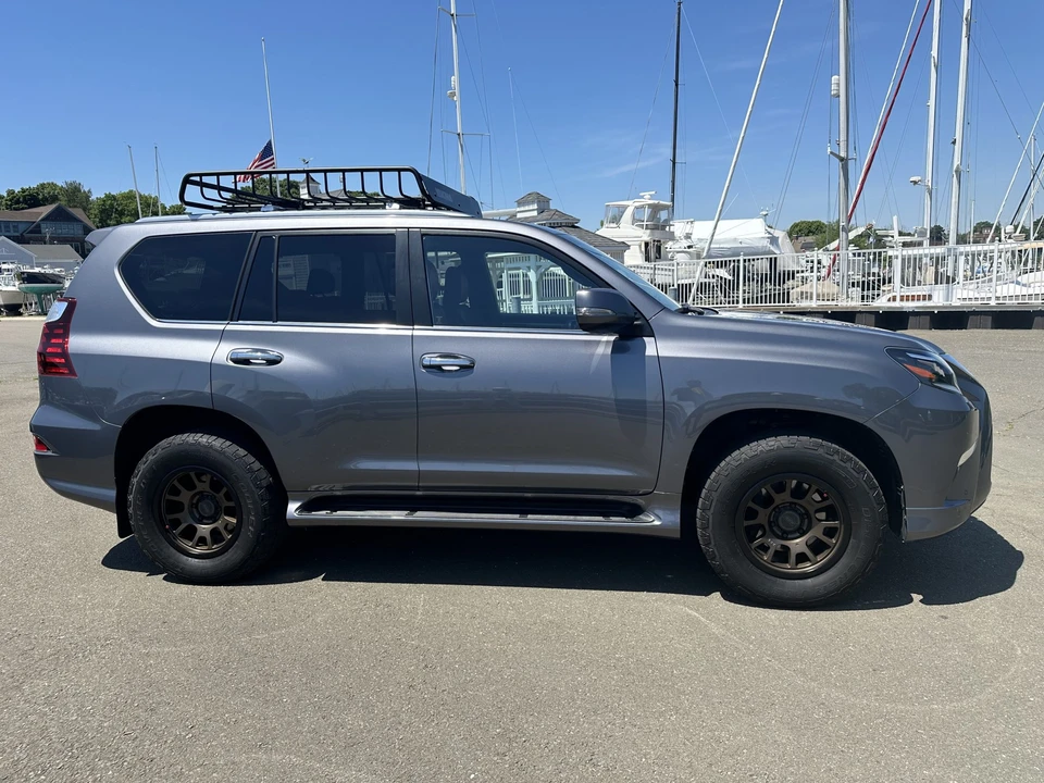 2021 Lexus GX 2nd Gen - Image 29 of 31
